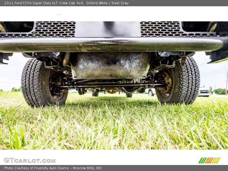 Oxford White / Steel Gray 2011 Ford F250 Super Duty XLT Crew Cab 4x4