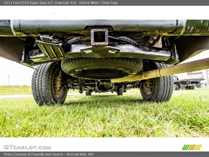 Oxford White / Steel Gray 2011 Ford F250 Super Duty XLT Crew Cab 4x4
