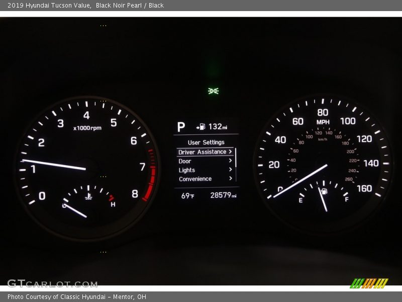 Black Noir Pearl / Black 2019 Hyundai Tucson Value