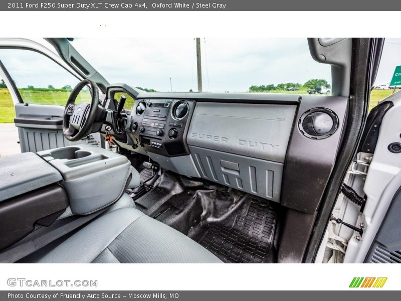 Oxford White / Steel Gray 2011 Ford F250 Super Duty XLT Crew Cab 4x4