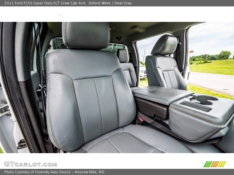 Oxford White / Steel Gray 2011 Ford F250 Super Duty XLT Crew Cab 4x4