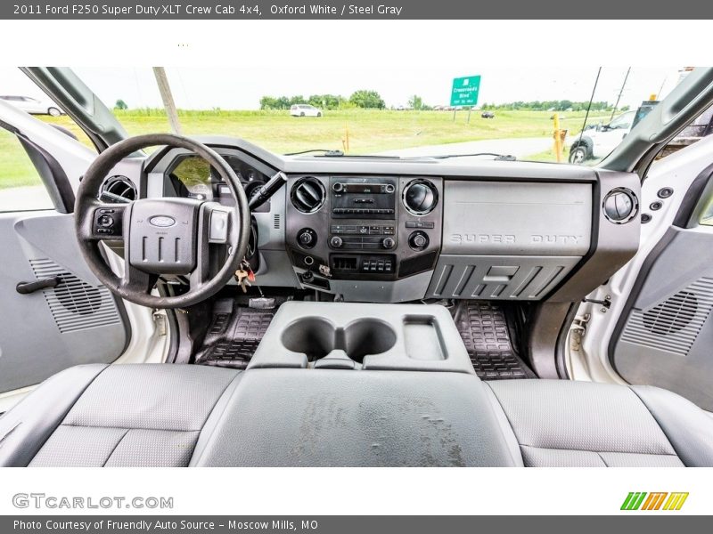Oxford White / Steel Gray 2011 Ford F250 Super Duty XLT Crew Cab 4x4