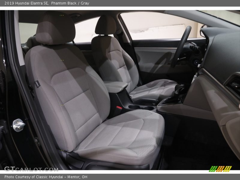 Phantom Black / Gray 2019 Hyundai Elantra SE