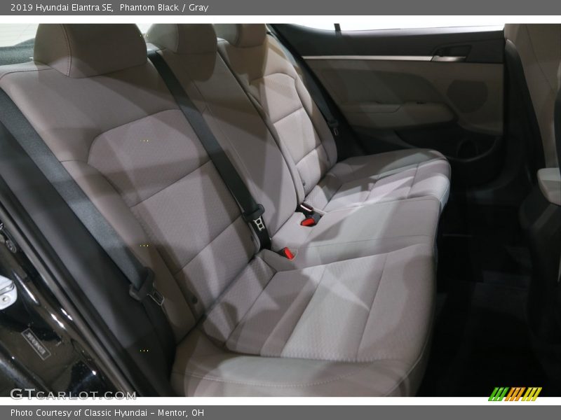 Phantom Black / Gray 2019 Hyundai Elantra SE