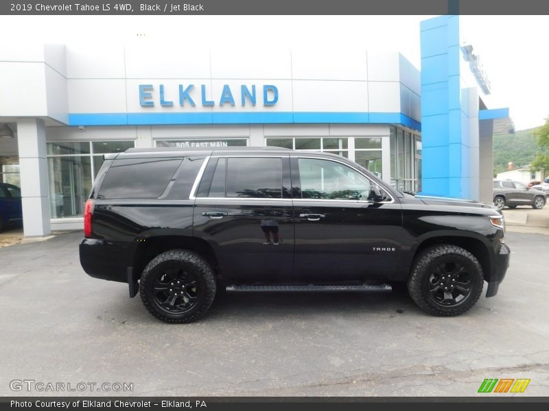 Black / Jet Black 2019 Chevrolet Tahoe LS 4WD