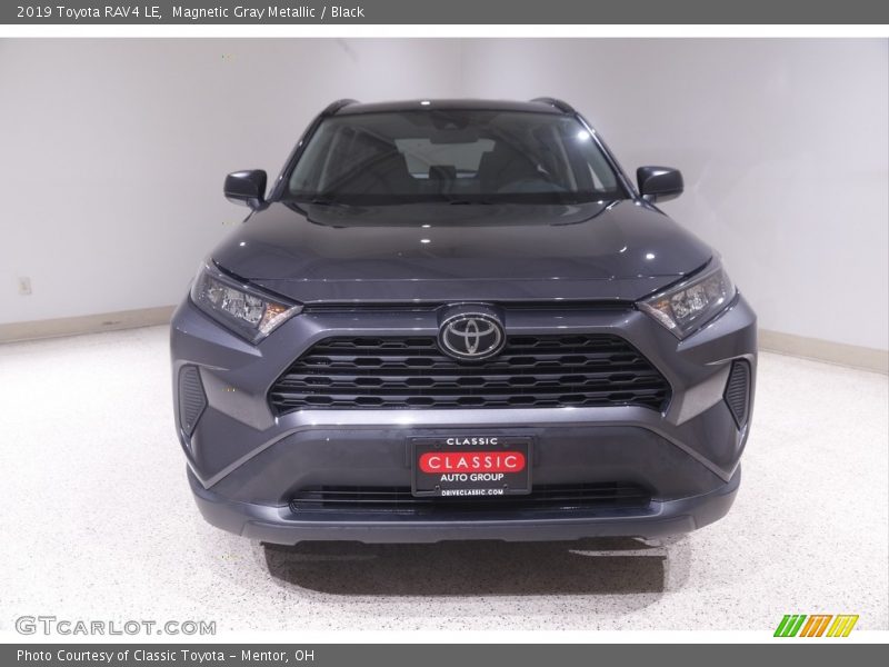 Magnetic Gray Metallic / Black 2019 Toyota RAV4 LE
