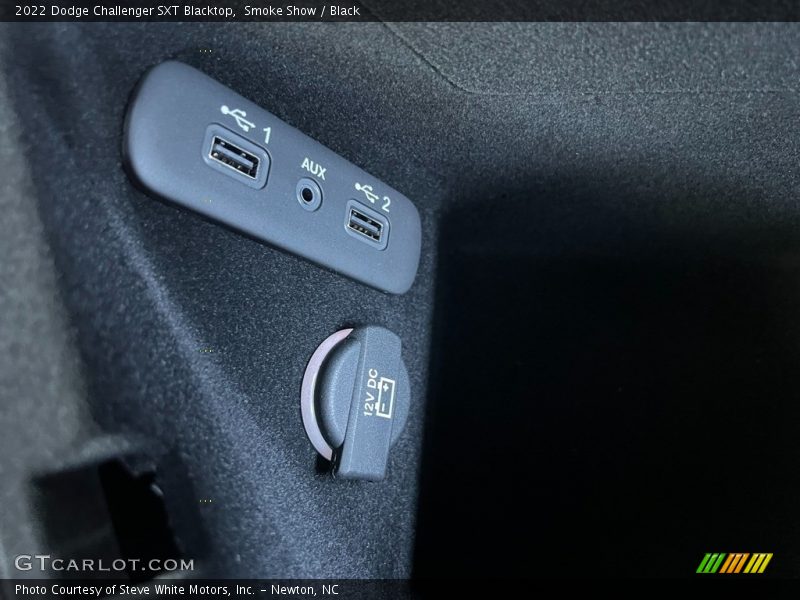 Smoke Show / Black 2022 Dodge Challenger SXT Blacktop