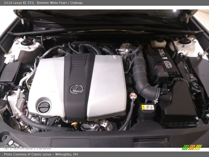 Eminent White Pearl / Chateau 2019 Lexus ES 350