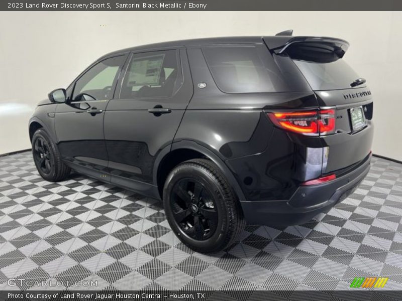 Santorini Black Metallic / Ebony 2023 Land Rover Discovery Sport S