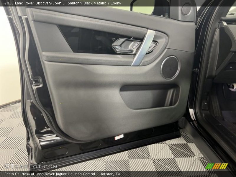 Santorini Black Metallic / Ebony 2023 Land Rover Discovery Sport S