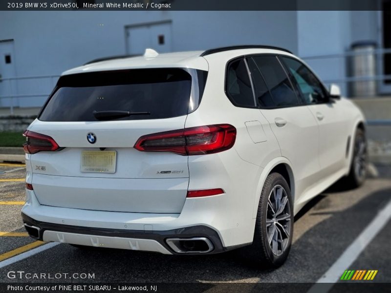 Mineral White Metallic / Cognac 2019 BMW X5 xDrive50i