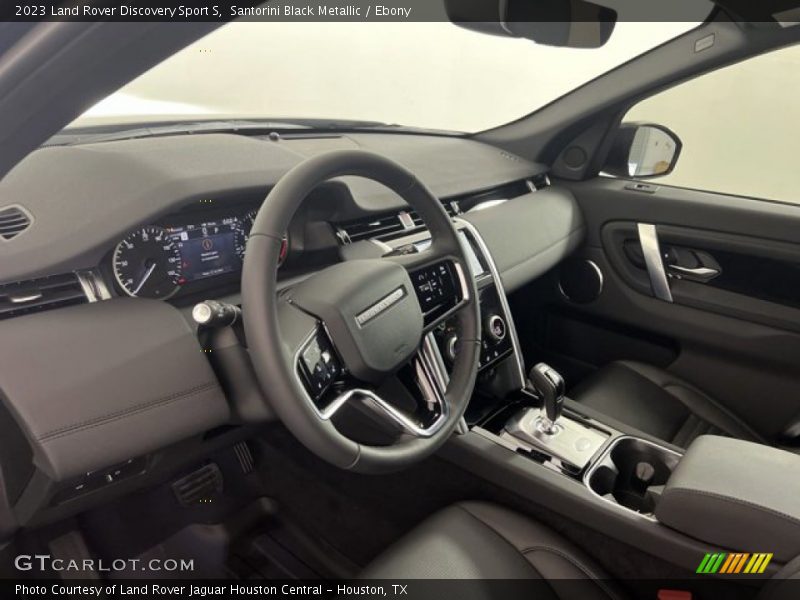 Santorini Black Metallic / Ebony 2023 Land Rover Discovery Sport S