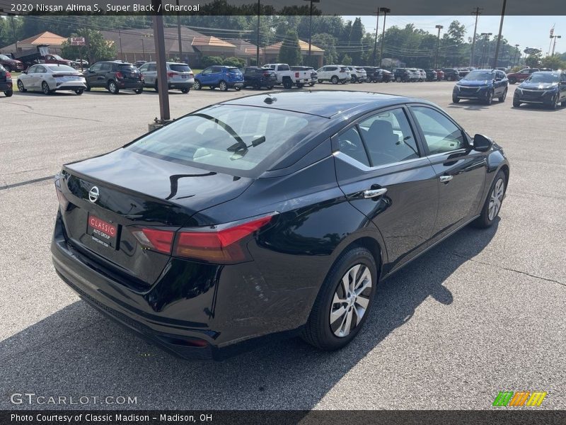 Super Black / Charcoal 2020 Nissan Altima S