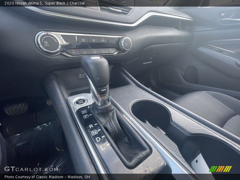 Super Black / Charcoal 2020 Nissan Altima S