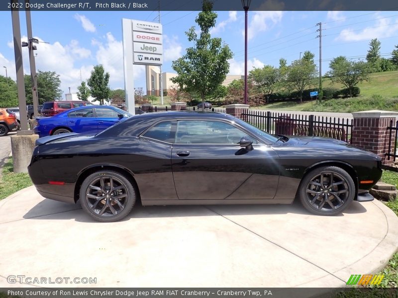 Pitch Black / Black 2022 Dodge Challenger R/T
