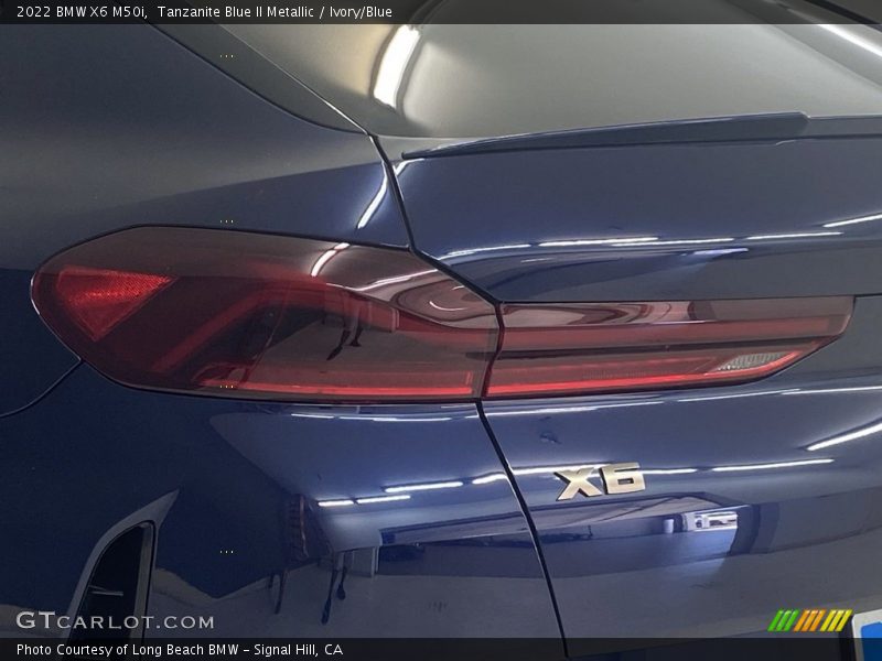 Tanzanite Blue II Metallic / Ivory/Blue 2022 BMW X6 M50i