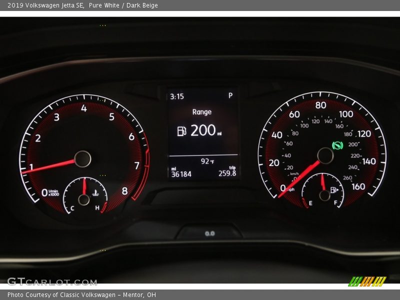 Pure White / Dark Beige 2019 Volkswagen Jetta SE