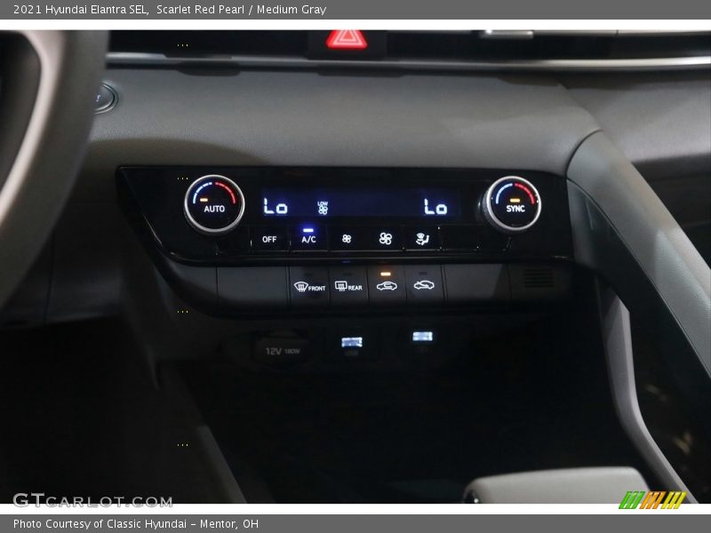 Scarlet Red Pearl / Medium Gray 2021 Hyundai Elantra SEL