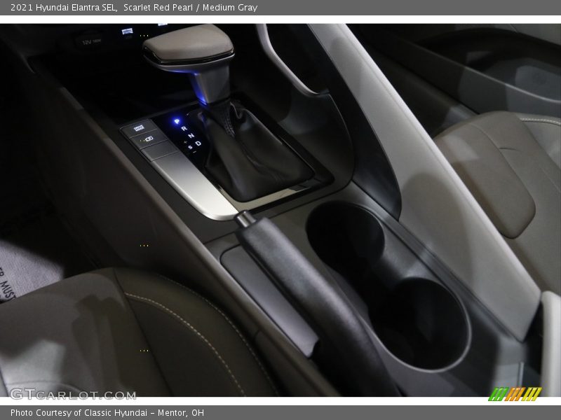 Scarlet Red Pearl / Medium Gray 2021 Hyundai Elantra SEL