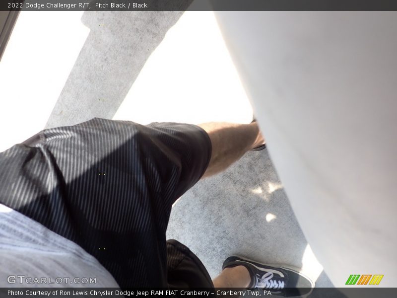 Pitch Black / Black 2022 Dodge Challenger R/T
