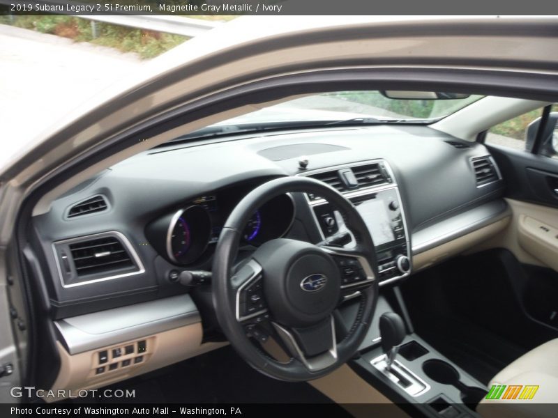 Magnetite Gray Metallic / Ivory 2019 Subaru Legacy 2.5i Premium