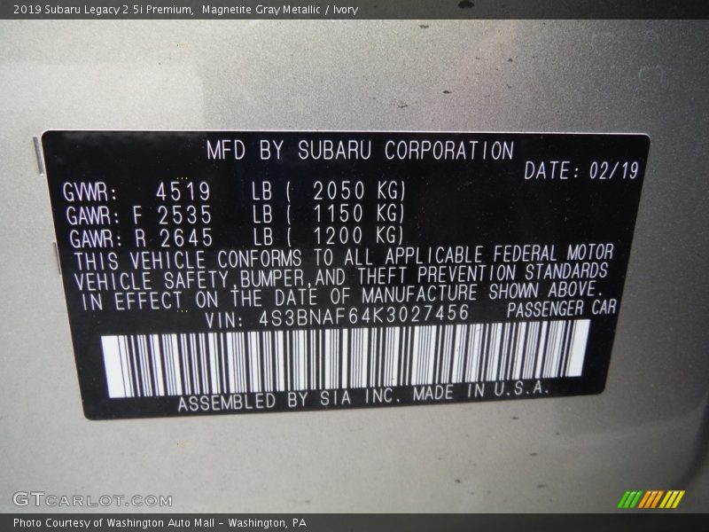 Magnetite Gray Metallic / Ivory 2019 Subaru Legacy 2.5i Premium