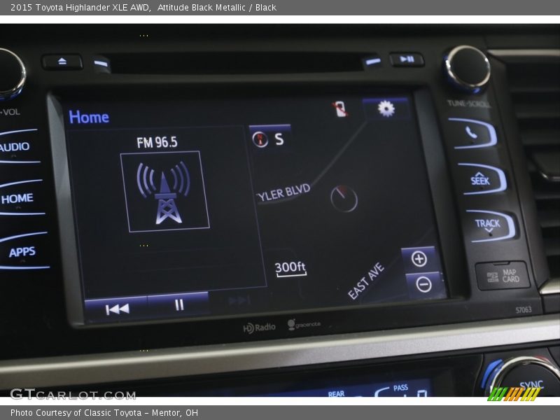 Attitude Black Metallic / Black 2015 Toyota Highlander XLE AWD