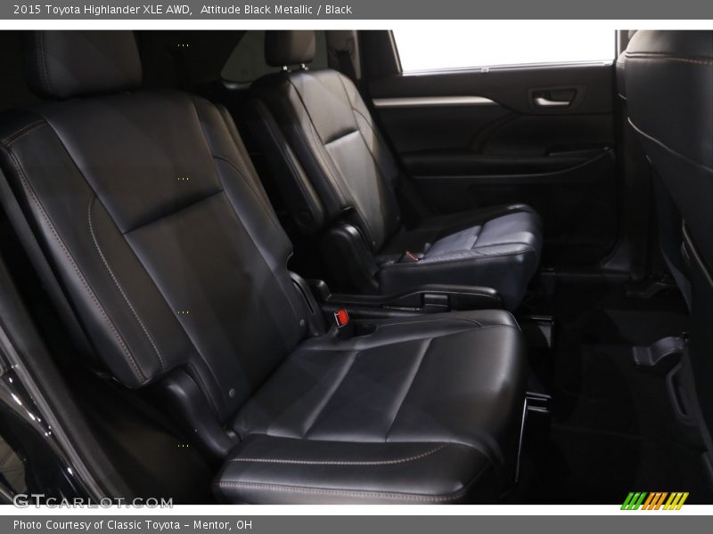 Attitude Black Metallic / Black 2015 Toyota Highlander XLE AWD