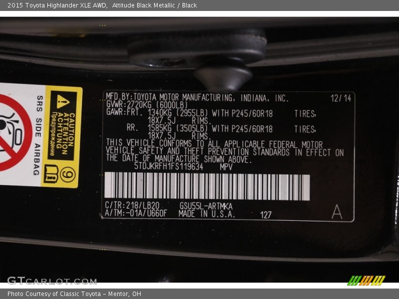 Attitude Black Metallic / Black 2015 Toyota Highlander XLE AWD