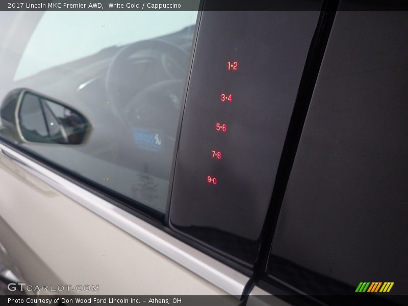 White Gold / Cappuccino 2017 Lincoln MKC Premier AWD