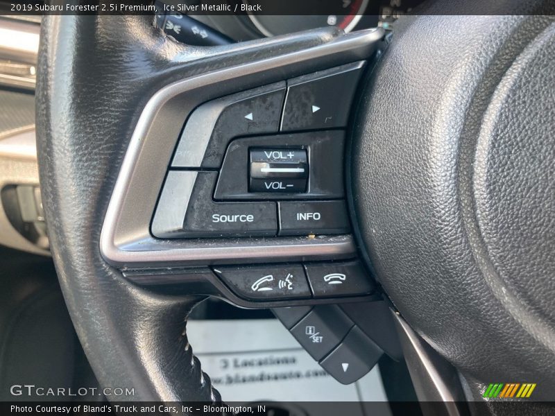 Ice Silver Metallic / Black 2019 Subaru Forester 2.5i Premium