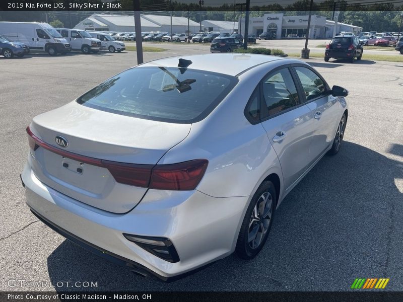 Silky Silver / Black 2019 Kia Forte LXS