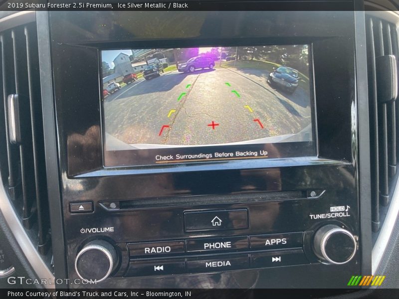 Ice Silver Metallic / Black 2019 Subaru Forester 2.5i Premium
