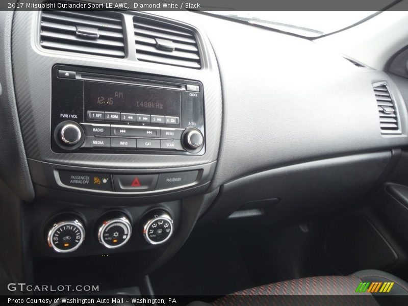 Diamond White / Black 2017 Mitsubishi Outlander Sport LE AWC