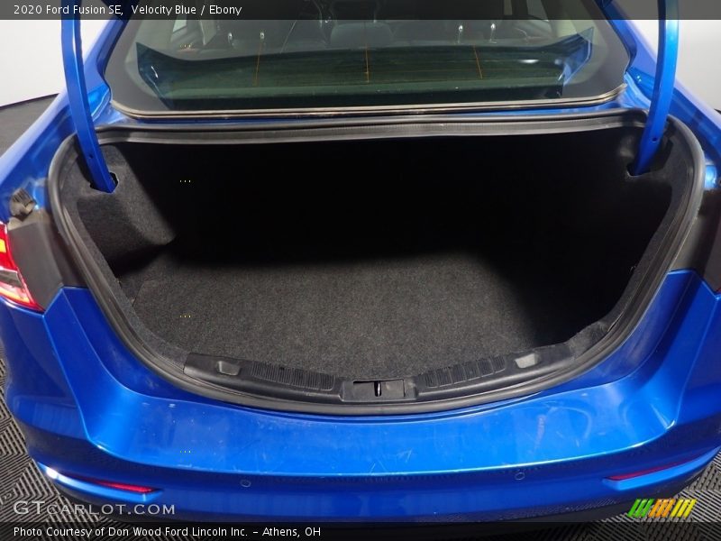  2020 Fusion SE Trunk