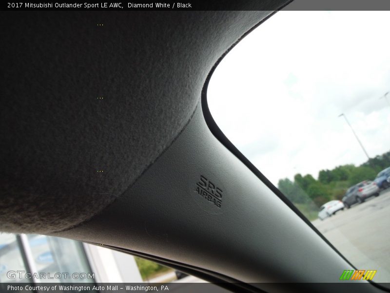 Diamond White / Black 2017 Mitsubishi Outlander Sport LE AWC