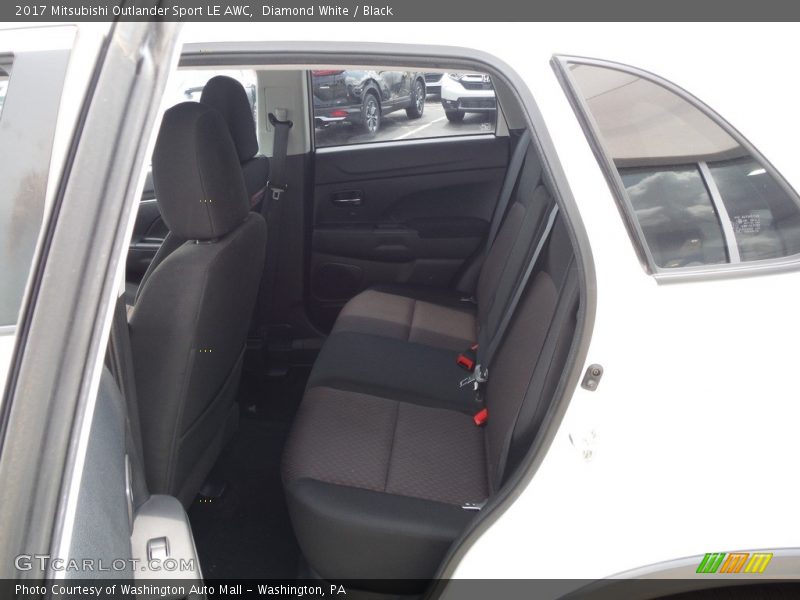 Diamond White / Black 2017 Mitsubishi Outlander Sport LE AWC