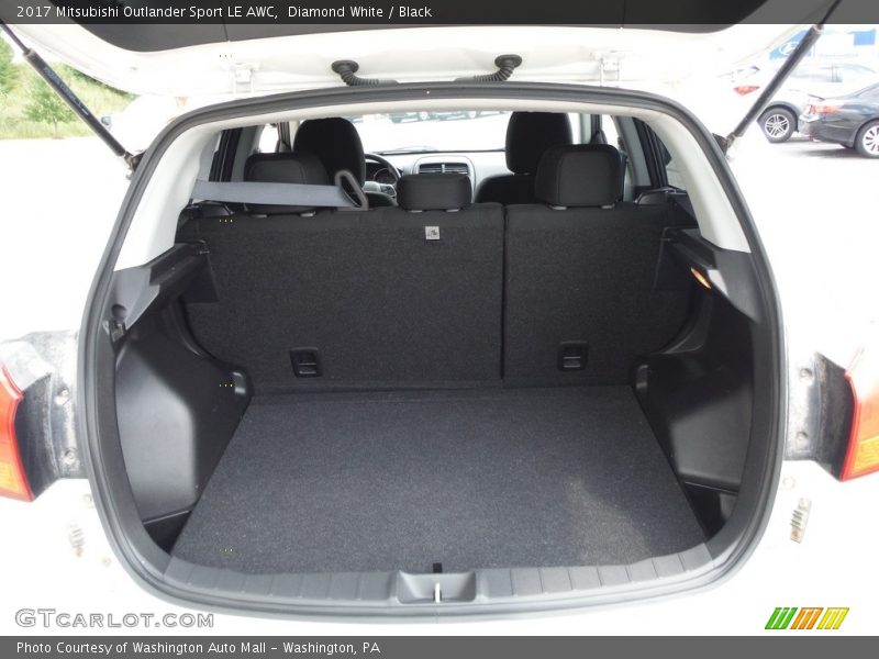 Diamond White / Black 2017 Mitsubishi Outlander Sport LE AWC