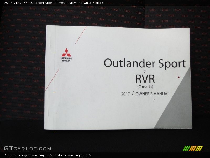 Diamond White / Black 2017 Mitsubishi Outlander Sport LE AWC