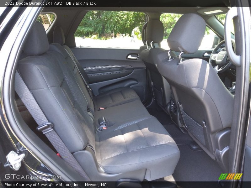 DB Black / Black 2022 Dodge Durango SXT AWD