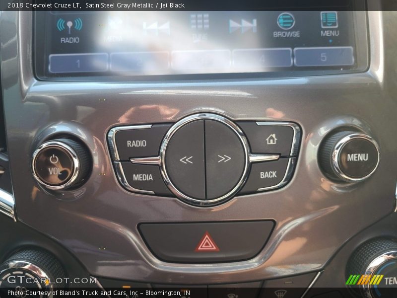 Satin Steel Gray Metallic / Jet Black 2018 Chevrolet Cruze LT