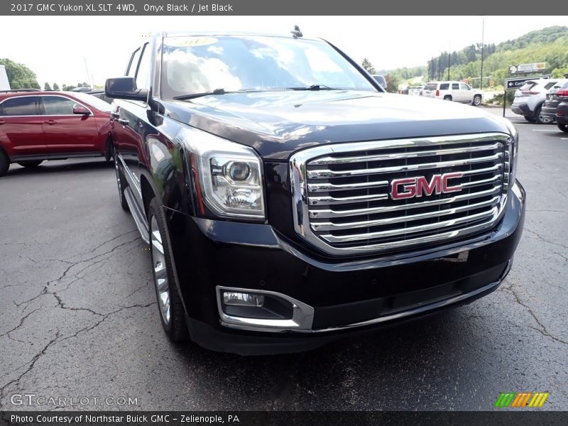 Onyx Black / Jet Black 2017 GMC Yukon XL SLT 4WD