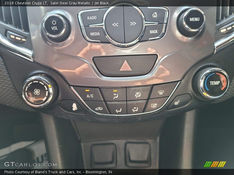 Satin Steel Gray Metallic / Jet Black 2018 Chevrolet Cruze LT