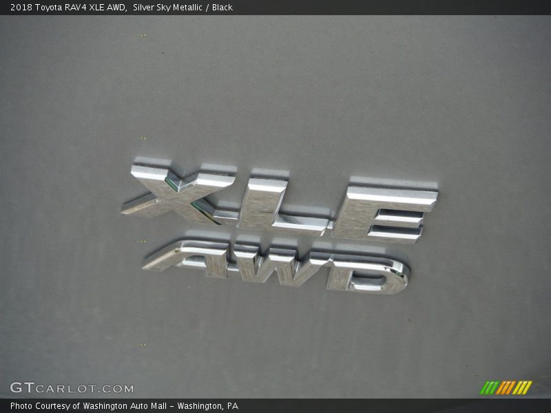 Silver Sky Metallic / Black 2018 Toyota RAV4 XLE AWD