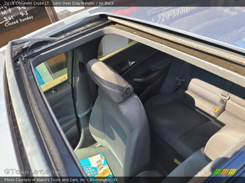 Satin Steel Gray Metallic / Jet Black 2018 Chevrolet Cruze LT