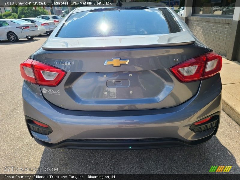 Satin Steel Gray Metallic / Jet Black 2018 Chevrolet Cruze LT