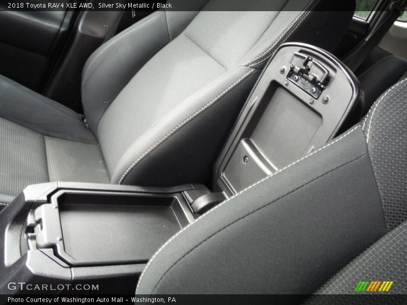 Silver Sky Metallic / Black 2018 Toyota RAV4 XLE AWD