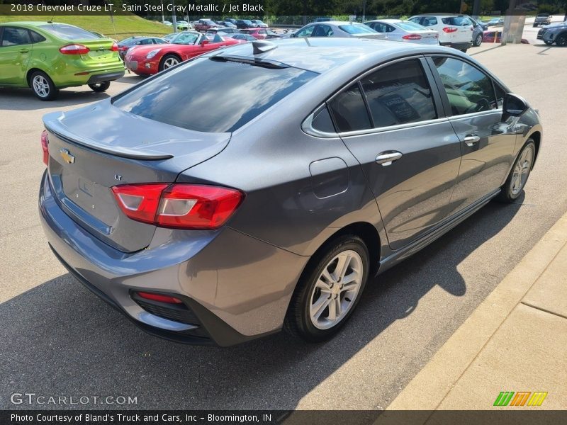 Satin Steel Gray Metallic / Jet Black 2018 Chevrolet Cruze LT
