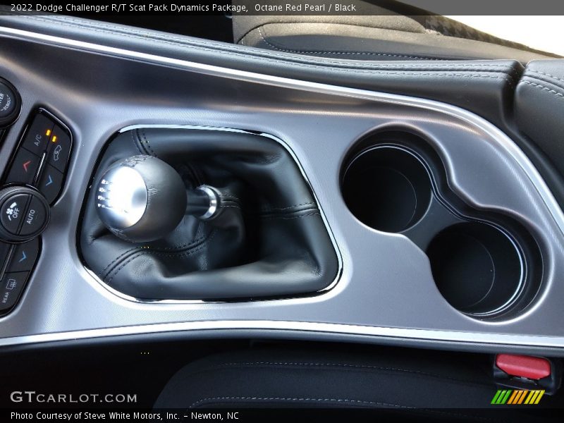  2022 Challenger R/T Scat Pack Dynamics Package 6 Speed Manual Shifter