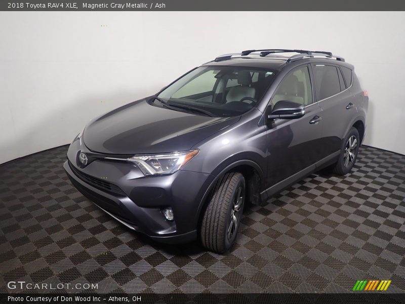 Magnetic Gray Metallic / Ash 2018 Toyota RAV4 XLE